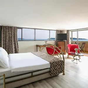 Pera Hotel