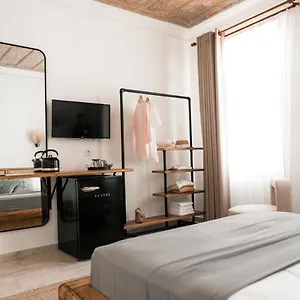 Molo Hotel